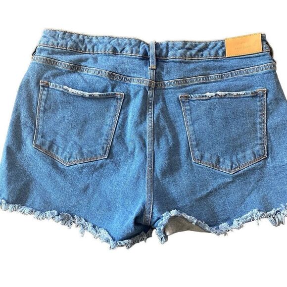 Dear John GiGi shorts high rise size 32 cut off - Picture 3 of 9